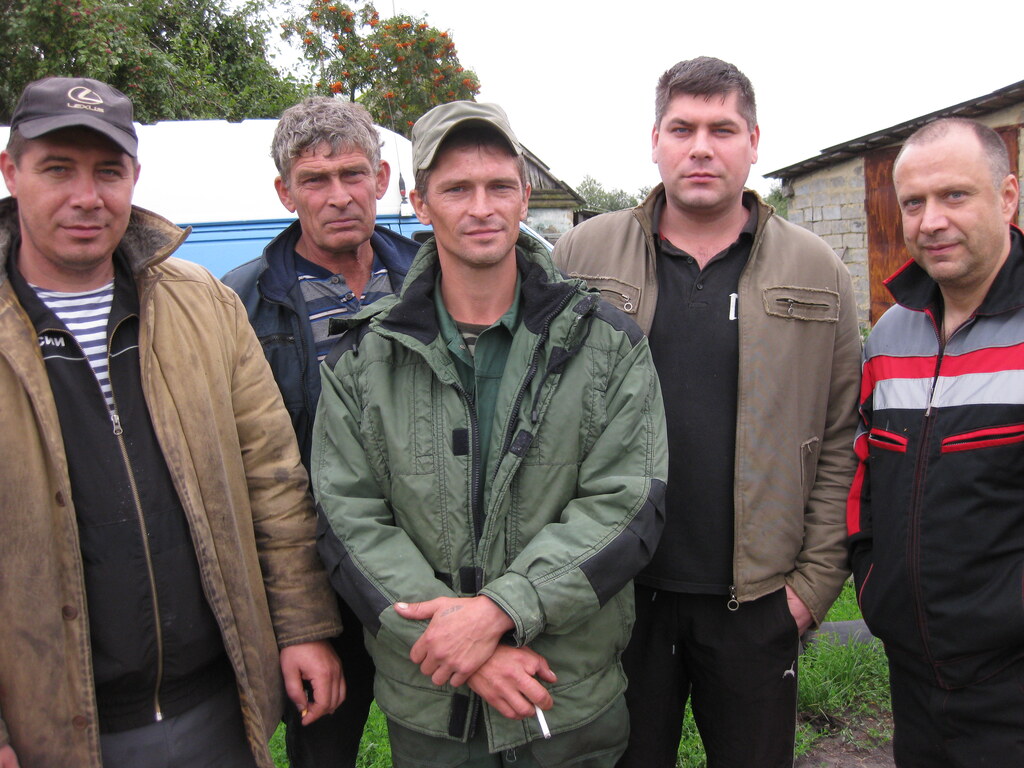 Ерошкин Николай с сыном Сергеем и двоюродными братьями